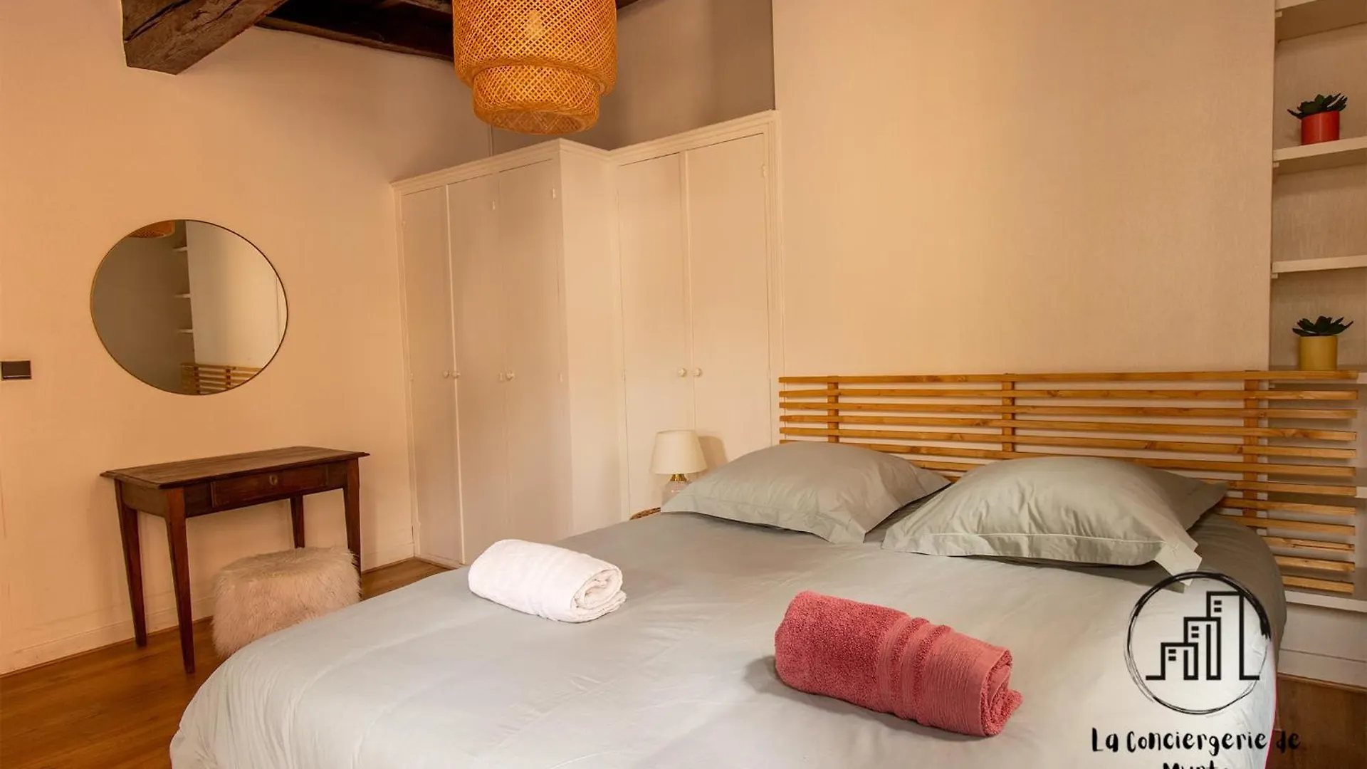 Hébergement de vacances Villa Sous les toits de Sainte-Cécile à Albi